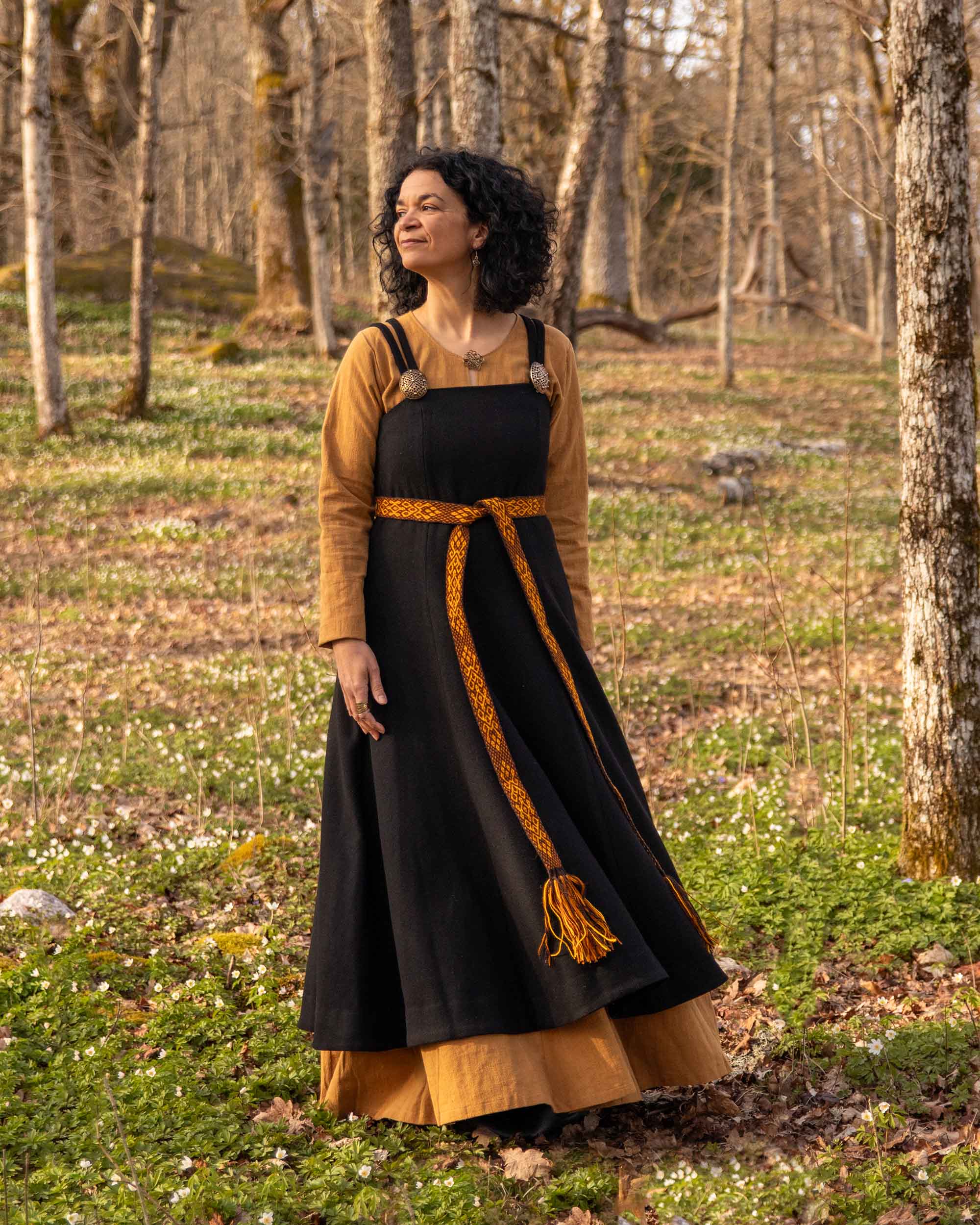 Frøya Viking Linen Dress