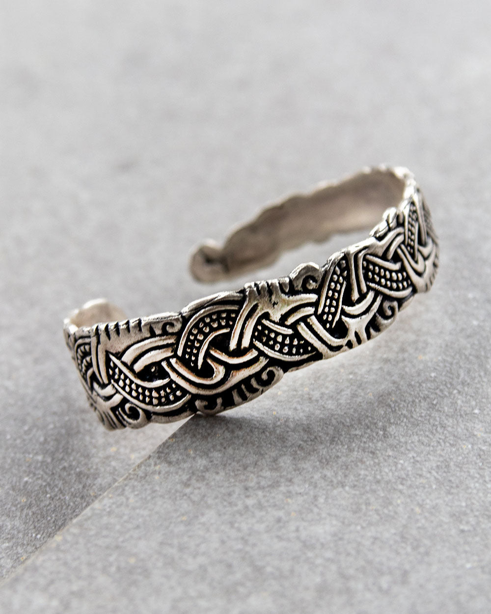 Ejyar Viking Arm Ring