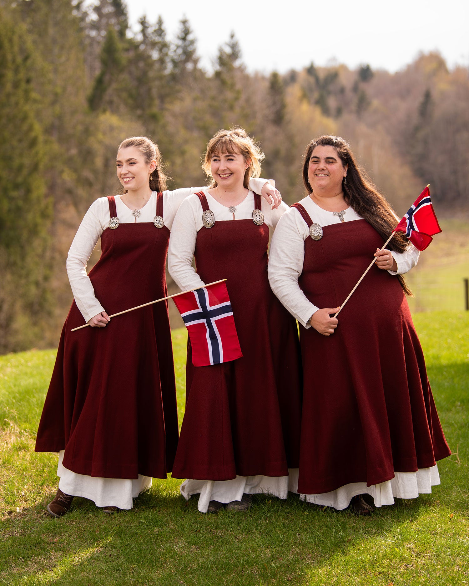 Frøya Viking Linen Dress