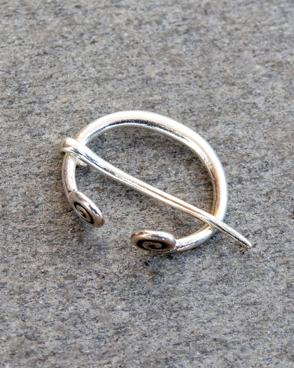 Nivlheim Ring Brooch